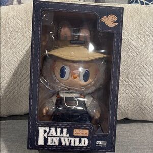 Pop Mart Large Fall in Wild Labubu